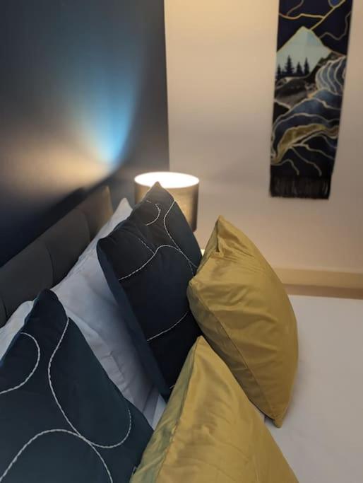 Appartamento Premium Offers L Last-minute L Remigro Short Lets L 1 Bed Flat L Royal Docks L Airport & Excel L 2 Bed St Albans L Family Friendly L Near Bus Stop L Centre L Book Today With Remigro